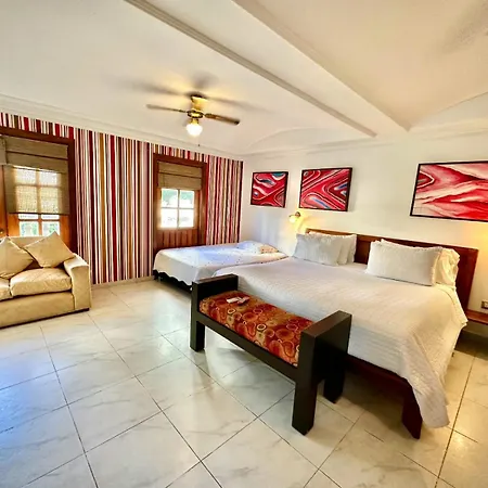 Boutique Real Bed and breakfast 4*